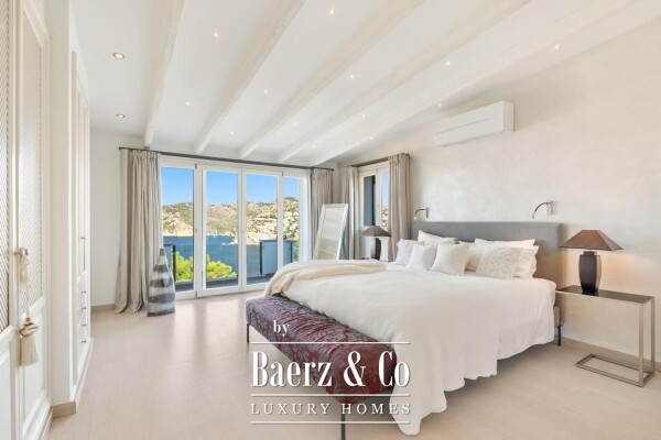 photo 15 Mediterranean Villa with breathtaking sea views on La Mola