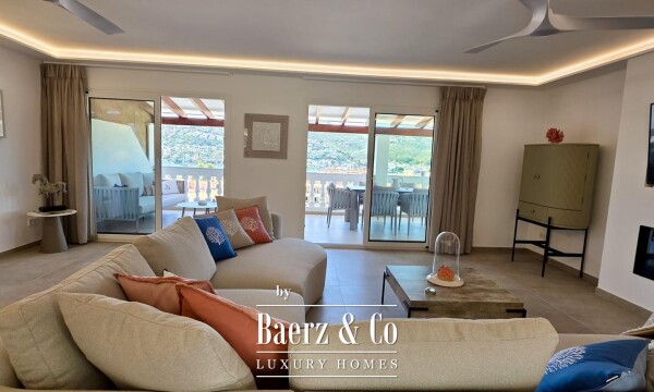 photo 2 Modern villa with views over the bay of Port d’Andratx