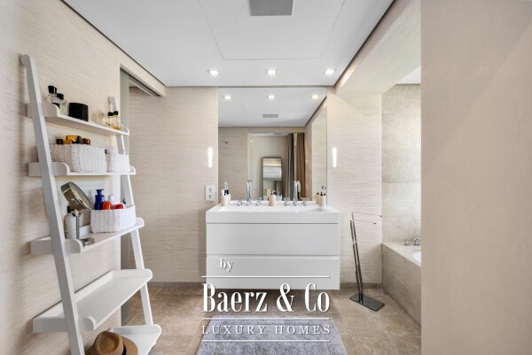 photo 17 Luxury Apartment with Sea Views in Portals Nous